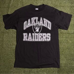Vtg Oakland raiders logo 7 t shirt 90s men’s medium